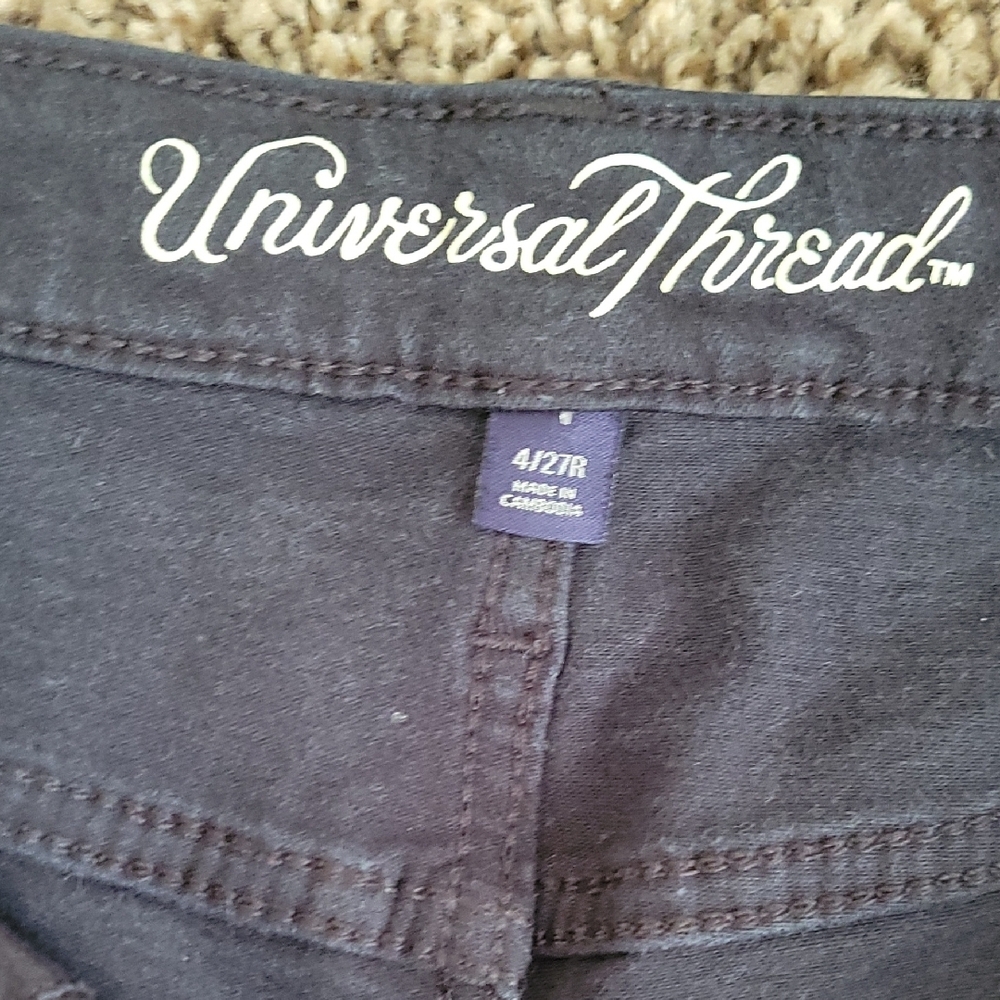 Universal Thread Jeans - Picture 4 of 9